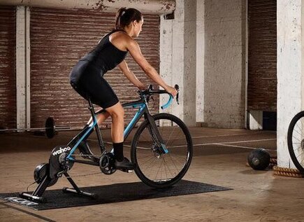 fietsen_op_wahoo_kickr_core